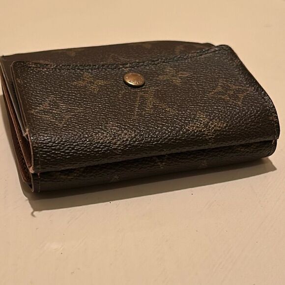 Louis Vuitton Monogram Compact Trifold Wallet Classic Brown Tan LV Logo Pattern - Picture 11 of 11